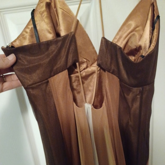 100 % Silk Colour Block Spaghetti strap backless dress - Picture 3 of 6